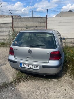 Volkswagen Golf 4 - 9