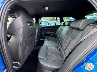 Škoda Octavia 2.0 RS Plus 4x4 - 9