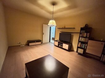 🏡 Trojizbový byt, kde sa ráno prebúdza slnko - 9