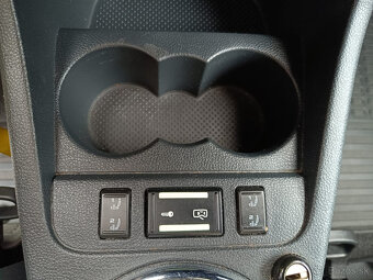 Škoda Fabia II 1,2 TSI 77kW Elegance - 9
