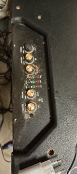 Predám aktivne reprobedne soundking 1200w - 9