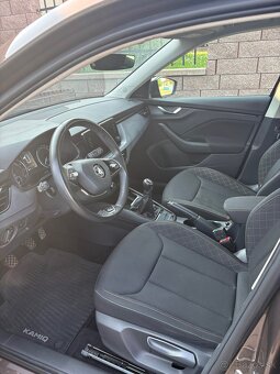 Predám Škodu Kamiq r.v. 2021, 1.0Tsi 81kw., m6 - 9