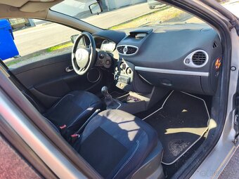 Renault Clio grandtour 1,5 dci - 9