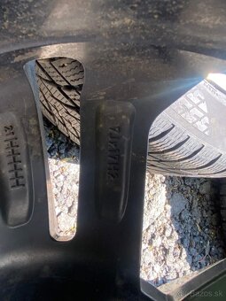 133. sada zimní kola 215/55 r17 5x112 Dezent - 9