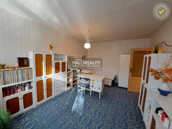 HALO reality - Predaj, trojizbový byt Kremnica, s balkónom - - 9