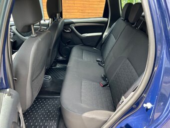 Dacia Duster 1.5 dCi FAP 4x4 Arctica - 9