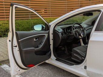 Hyundai i30 1.6 GDI 99kW DOHC Style A/T - 9