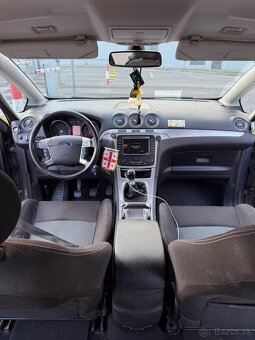 Predám ford s-max - 9
