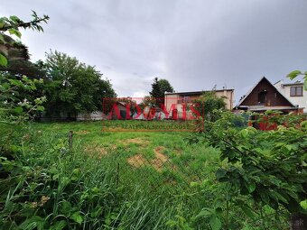 Predáme stavebný pozemok Valaliky 1060m2, všetky siete pred - 9