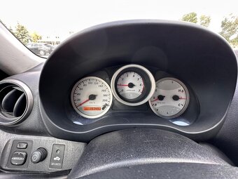Toyota RAV4  2.0 D-4D - Bez Korózie   4x4 - 9