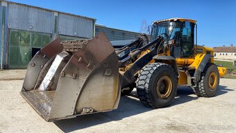 kolesový čelný nakladač JCB 456 - 9