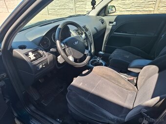 Ford Mondeo Ghia - 9