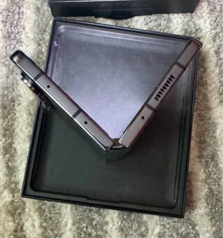 Samsung fold 5 black 12/512 - 9