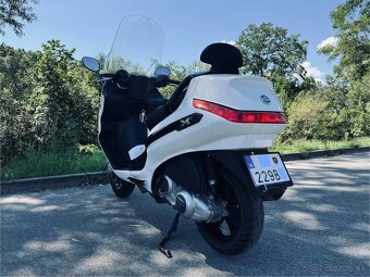 Piaggio Xevo 125 - 9