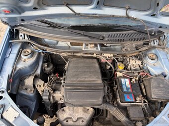Fiat Punto Automat 2005 1.2i - 9