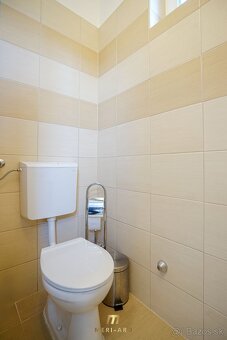 Rodinný dom v tichom prostredí, terasa, záhrada, Rajka - 9