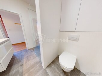 Nádherný 3-izb byt v meštianskom dome s parkovacím mi… - 9