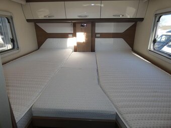 Burstner Lyseo 690 ,plná výbava ,r.v 2021 - 9