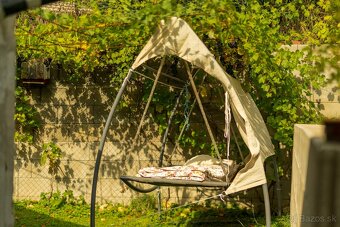 Pokoj vidieka, výhody mesta – Rodinný dom v Novej Bani na pr - 9