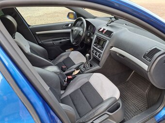 Škoda Octavia II RS 2.0 - 9