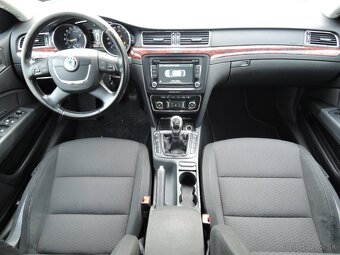 Škoda Superb, 2,0 TDi 125kW ČR Elegance 2009 - 9