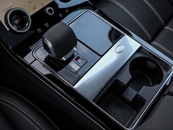 Land Rover Range Rover Velar P250 R-Dynamic - 9