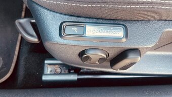 Volkswagen Passat Variant 2.0TDI 110kW DSG - 9