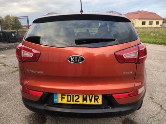 Kia Sportage..3 ..2.0 CRDI .4X4 100KW - 9