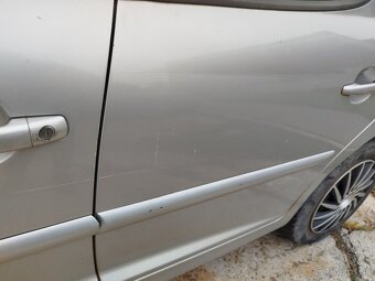 Peugeot 207 1,4 E - 9