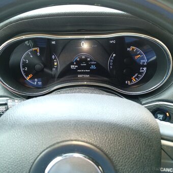 Predám Jeep Grand Cherokee - 9