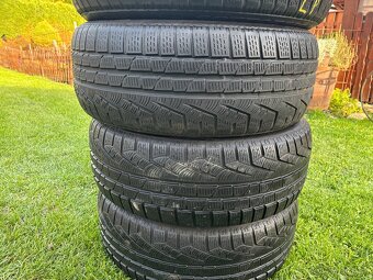Predavam zimne Pirelli 225/50/R18 - 9