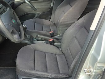Škoda Octavia 1.6 MPi nová STK /EK - 9