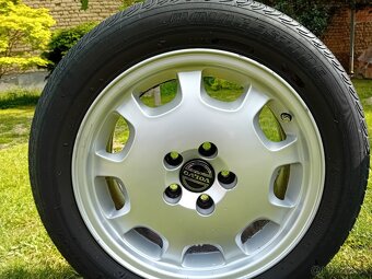 Predám hliníkové Disky /sadu letných kolies Volvo R16 - 9
