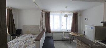 PRENÁJOM: Garsónka v priamom centre Trnavy na ulici Dolné Ba - 9