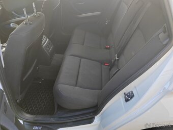 BMW 318d - 9