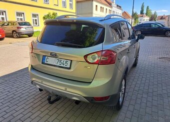 Ford Kuga 2,0 TDCI 4x4 nafta manuál 100 kw - 9