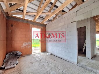 Oedáme 4izbový tehlový bungalov Ruskov, všetky ISpozemok 606 - 9