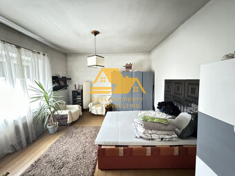 🏡 Csendes otthon várja új tulajdonosát Naszvadon nyugott utc - 9