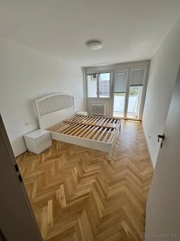 PRENÁJOM, ŠALVIOVÁ, RUŽINOV - 3 IZBOVÝ BYT - 9