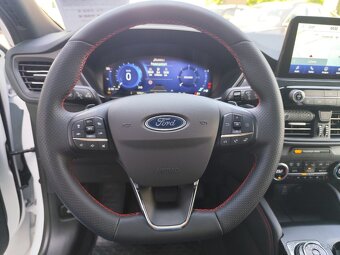 Ford Kuga 1,5 TDCi EcoBlue 120k ST-Line A/T - 9