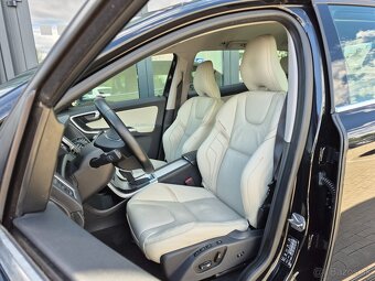 Volvo XC60 D4 Ocean Race Geartronic AWD - 9