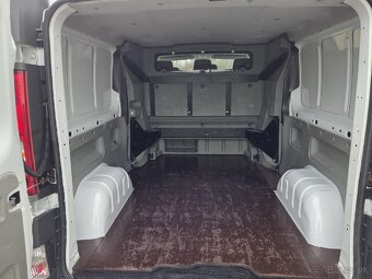 Predám 5 MIESTNU dodávku Renault Trafic LONG - 9