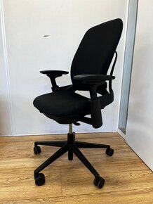 Kancelárska stolička Steelcase Leap V2 - 9