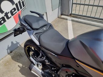 VOGE 525 R - 9