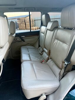 MITSUBISHI PAJERO 3.2DI-D A/T 7-MIESTNE MODEL 2010 TOP - 9