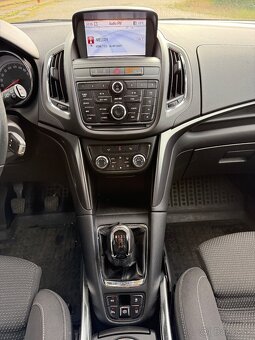 Opel Zafira Tourer 2.0 CDTi Model 2013 - 9