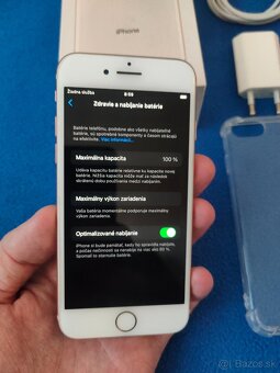 Apple iphone 8 64GB Gold - 9