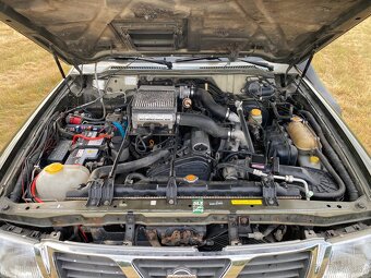Nissan patrol gr 2.8 V6 209tisic km - 9