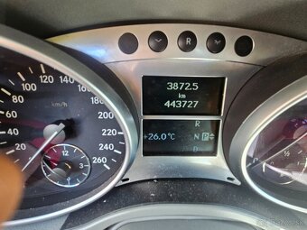 Mercedes-Benz ML 164 - 9