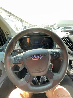 Predám 7 miestnu dodávku - 9